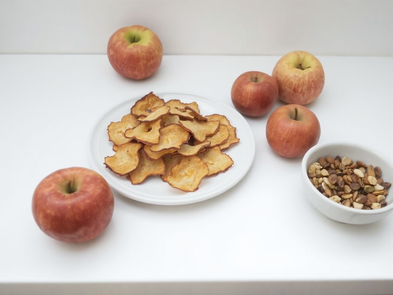 Az alma chips rostban gazdag, természetes cukorral teli snack.