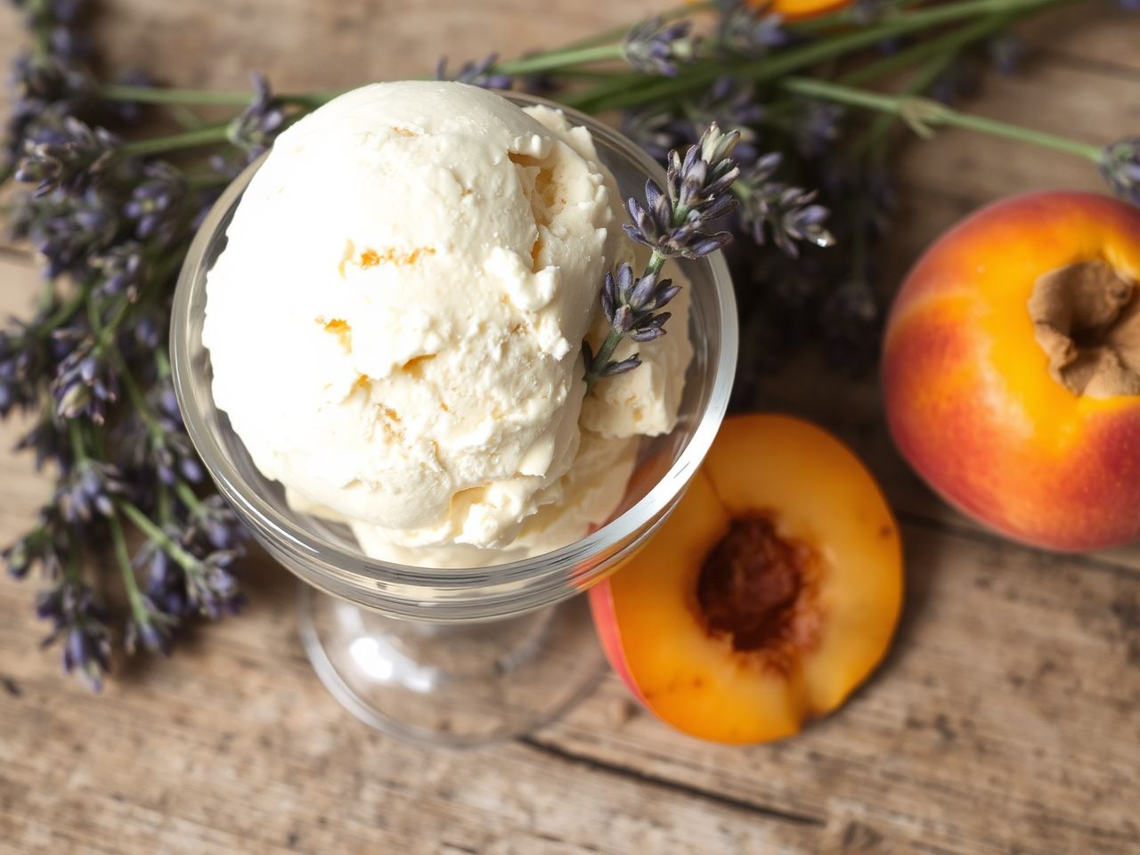 A levendula és kajszi harmonikus íze hűsítő nyári élmény.