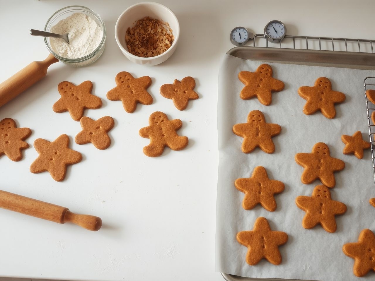 Túl vastag tészta megnehezíti a mézeskalács formázását.